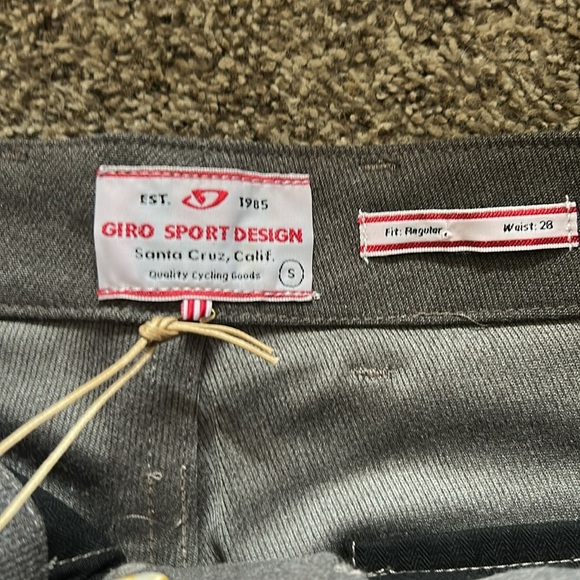 NWT Mens Giro Gray Shorts - Picture 2 of 3